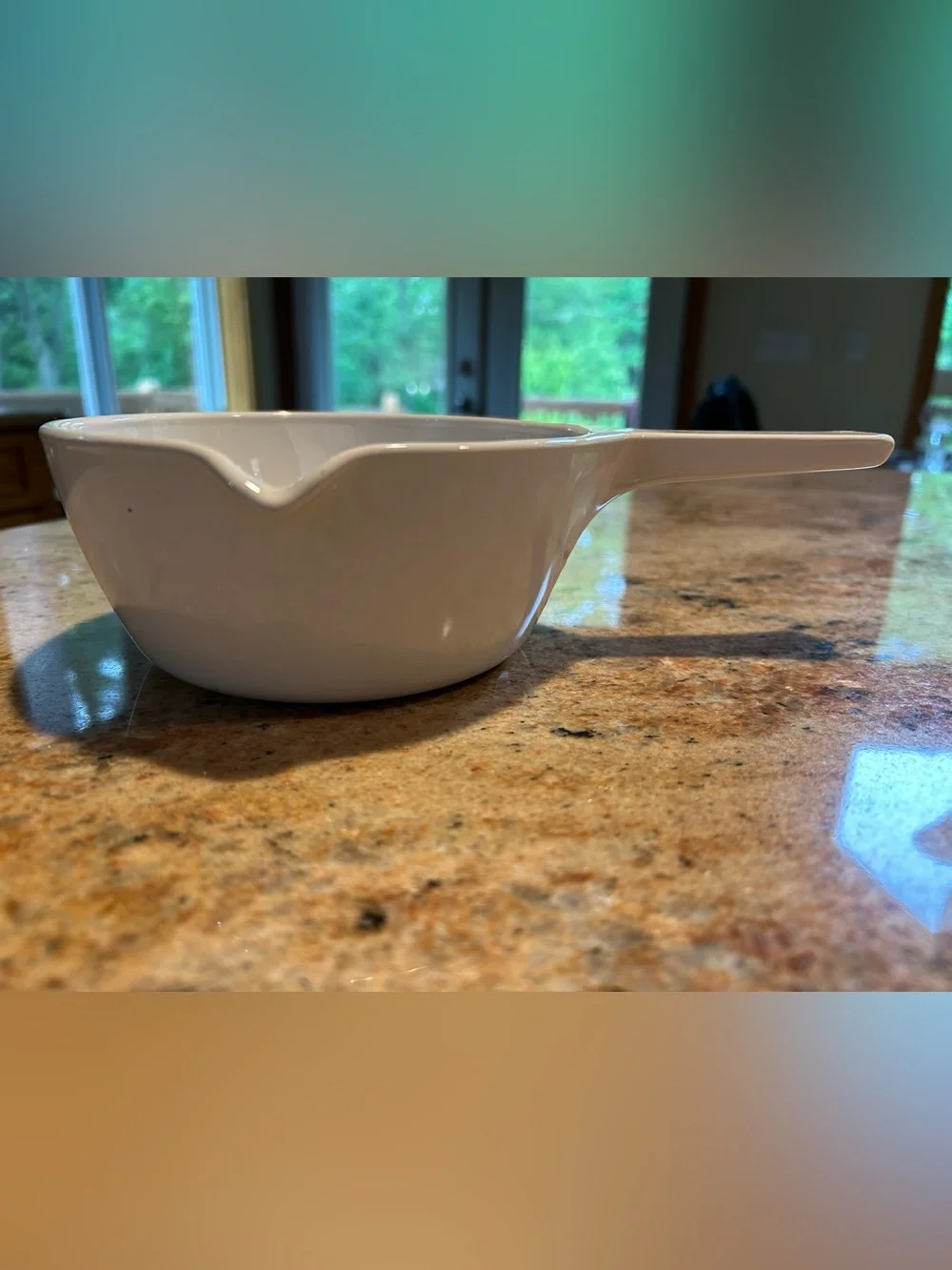 CorningWare “Just White” #P-82-B 24 oz Spouted Sauce Pot w/ Pyrex Lid #P-81-C